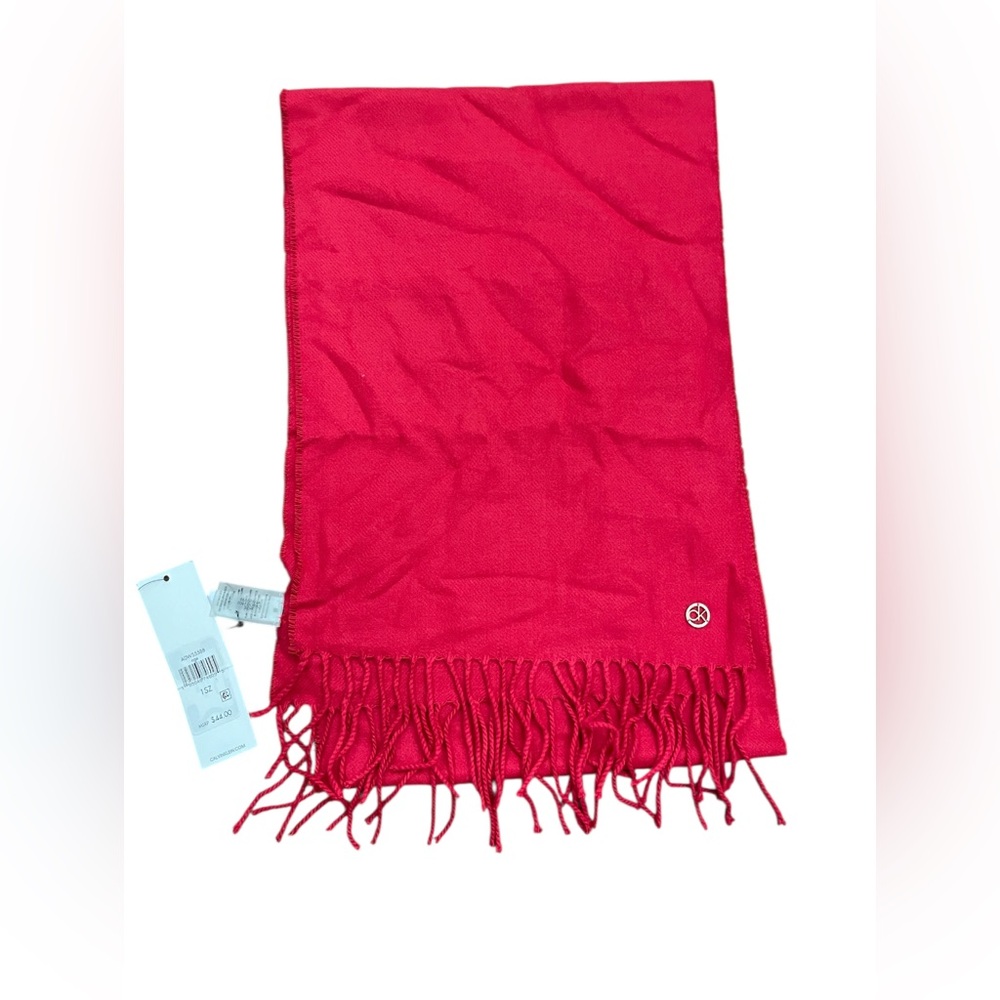 Calvin Klein One size Fringe Scarf A0WS5588 New With Tags 68 inches x 11 inches